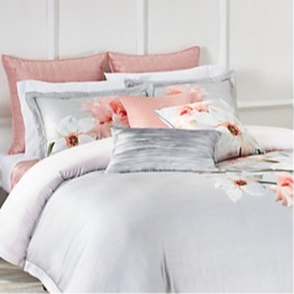 Ted Baker Bedding New Ted Baker Chatsworth Comforter Sham Set